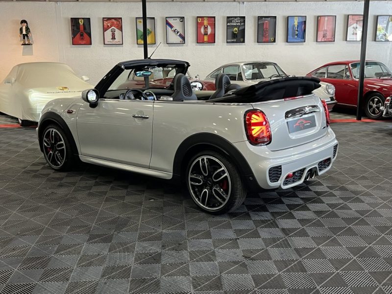 MINI Cabriolet John Cooper Works 231 ch