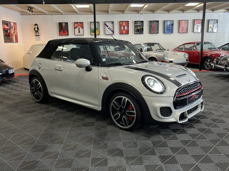 MINI Cabriolet John Cooper Works 231 ch