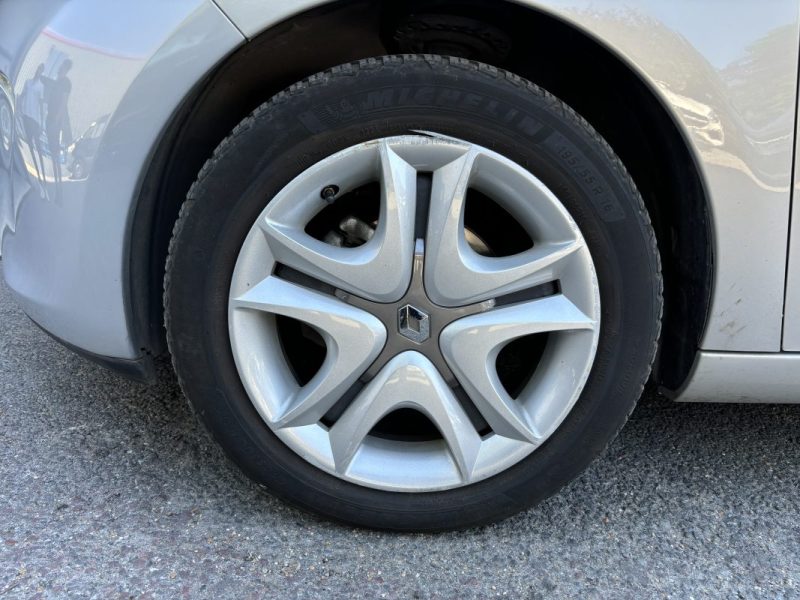 RENAULT ZOE R90 22 kWh 88 ch Life - Suivi Complet Renault