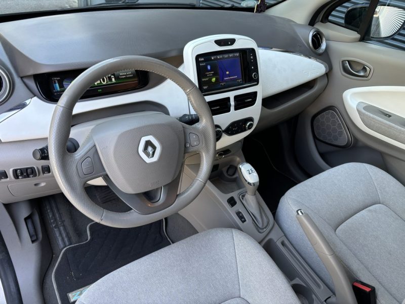 RENAULT ZOE R90 22 kWh 88 ch Life - Suivi Complet Renault