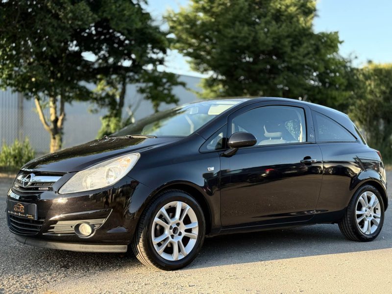 OPEL CORSA D 2009