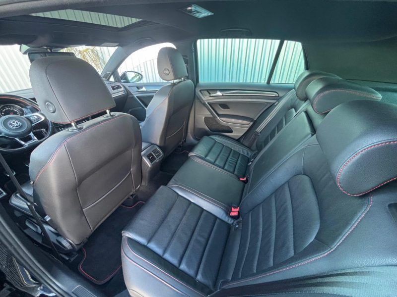 golf 7 GTI 2.0 TSI 220ch TOUT OPTIONS GARANTIE 12 MOIS