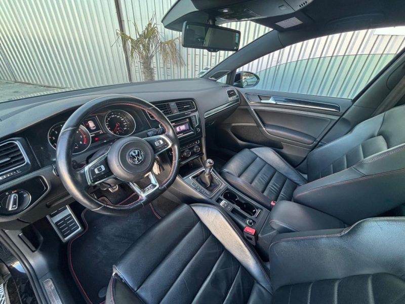 golf 7 GTI 2.0 TSI 220ch TOUT OPTIONS GARANTIE 12 MOIS