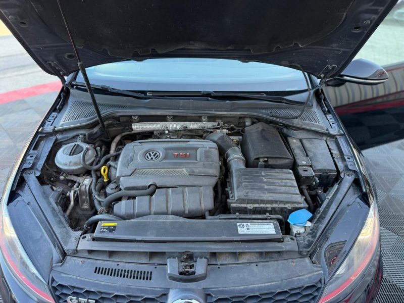 golf 7 GTI 2.0 TSI 220ch TOUT OPTIONS GARANTIE 12 MOIS