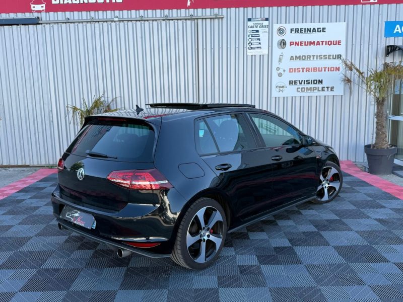 golf 7 GTI 2.0 TSI 220ch TOUT OPTIONS GARANTIE 12 MOIS
