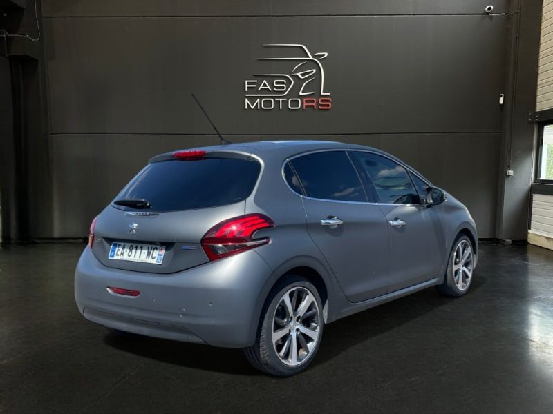 PEUGEOT 208 2016