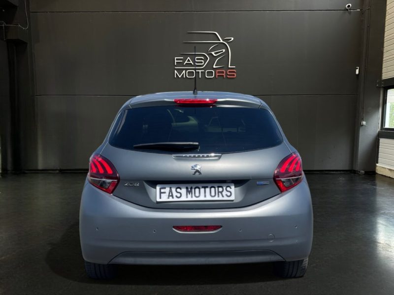 PEUGEOT 208 2016