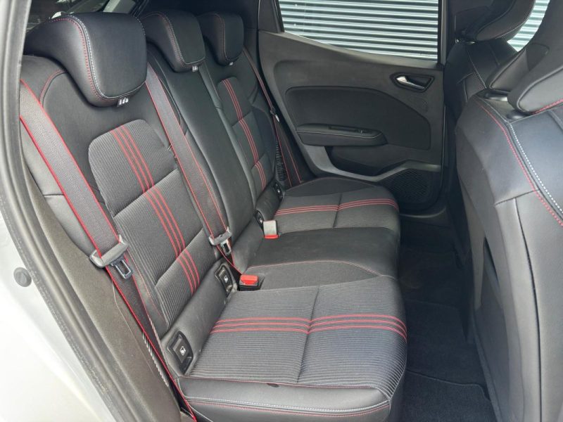 RENAULT CLIO V E-TECH HYBRID 140 RS LINE