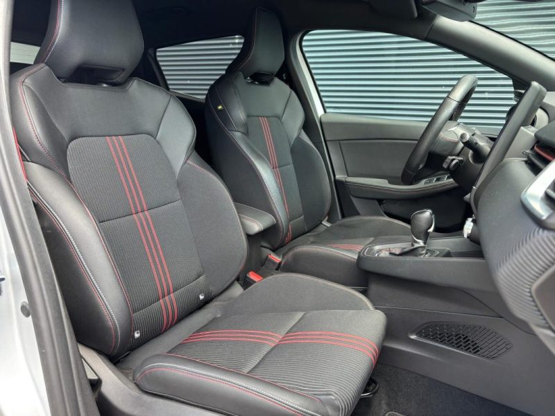 RENAULT CLIO V E-TECH HYBRID 140 RS LINE