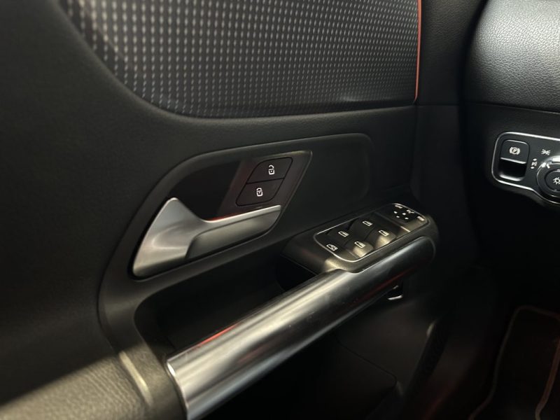 MERCEDES CLASSE GLA 2021