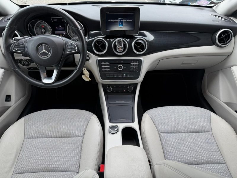 MERCEDES CLA 200 7G-DCT Inspiration