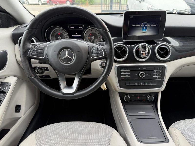 MERCEDES CLA 200 7G-DCT Inspiration
