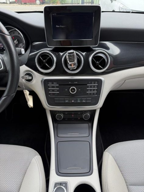 MERCEDES CLA 200 7G-DCT Inspiration