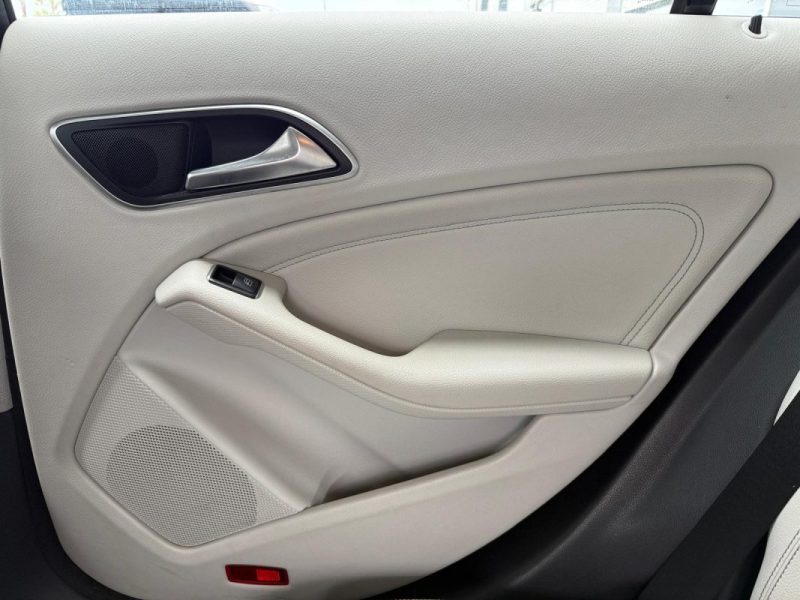 MERCEDES CLA 200 7G-DCT Inspiration