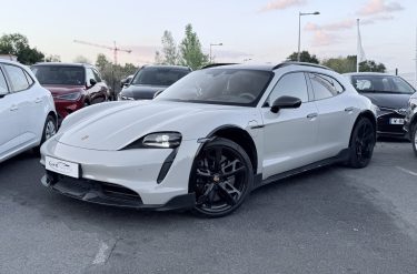 PORSCHE TAYCAN TURBO S 761ch CROSS TURISMO