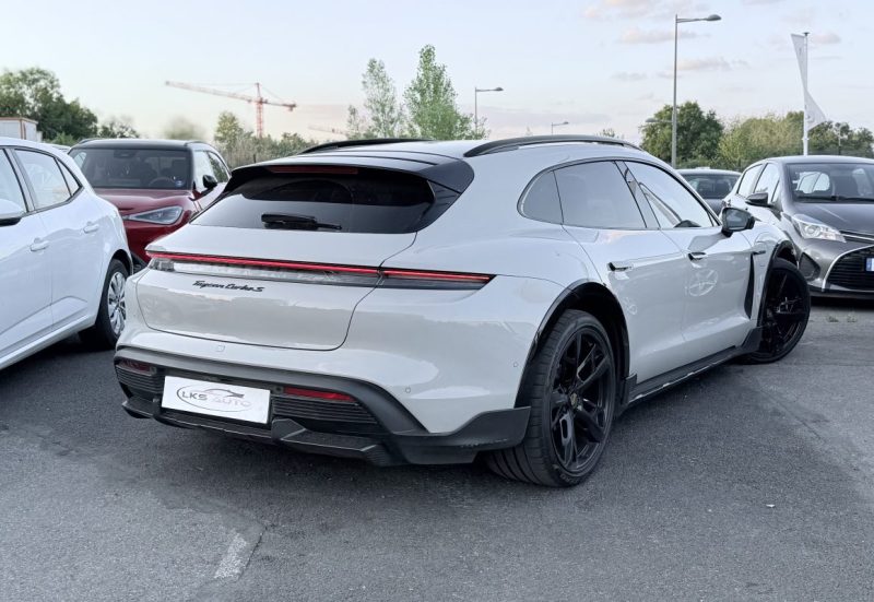 PORSCHE TAYCAN TURBO S 761ch CROSS TURISMO