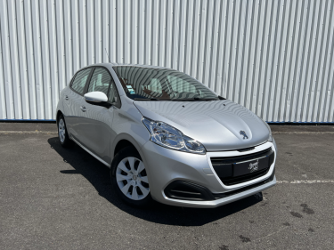 PEUGEOT 208 2016