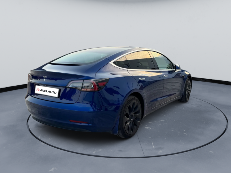 TESLA MODEL 3 2020