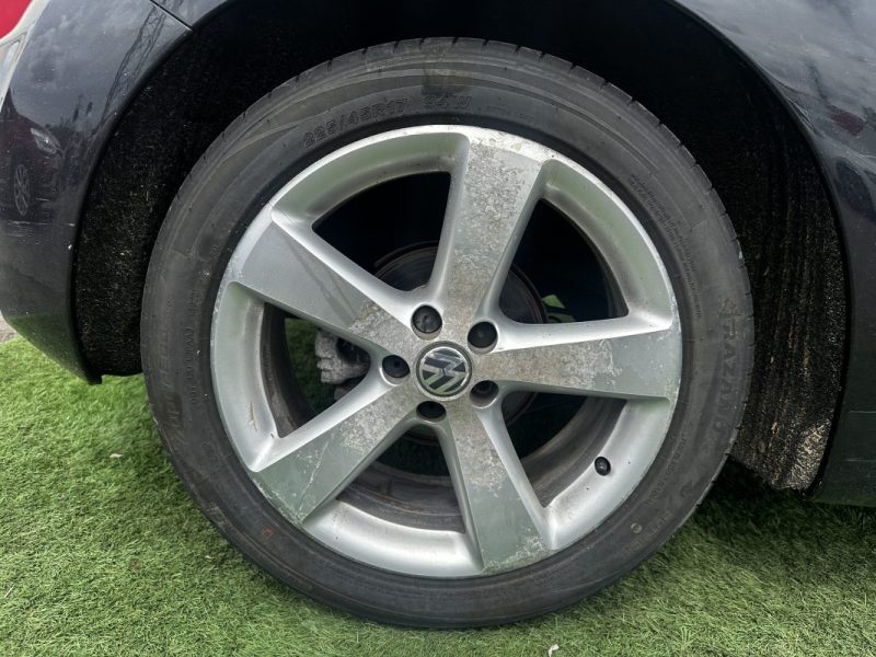 VOLKSWAGEN NEW BEETLE TDI 105 CARAT - *** REMISE - PRIX COUTANT !! ***