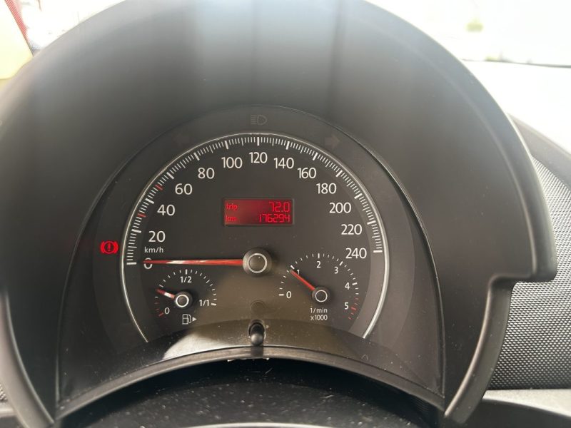 VOLKSWAGEN NEW BEETLE TDI 105 CARAT - *** REMISE - PRIX COUTANT !! ***