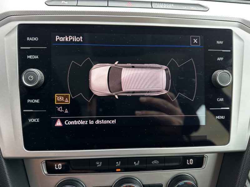 VOLKSWAGEN PASSAT 2017