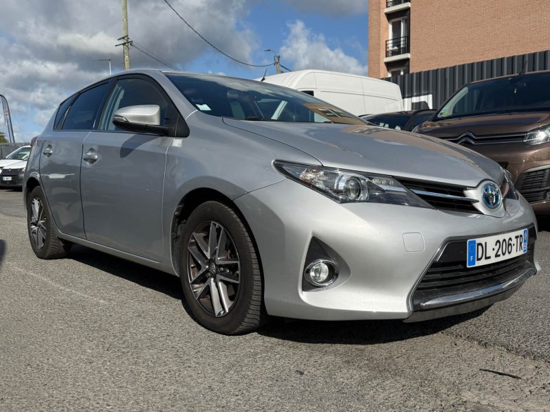 TOYOTA AURIS 2014