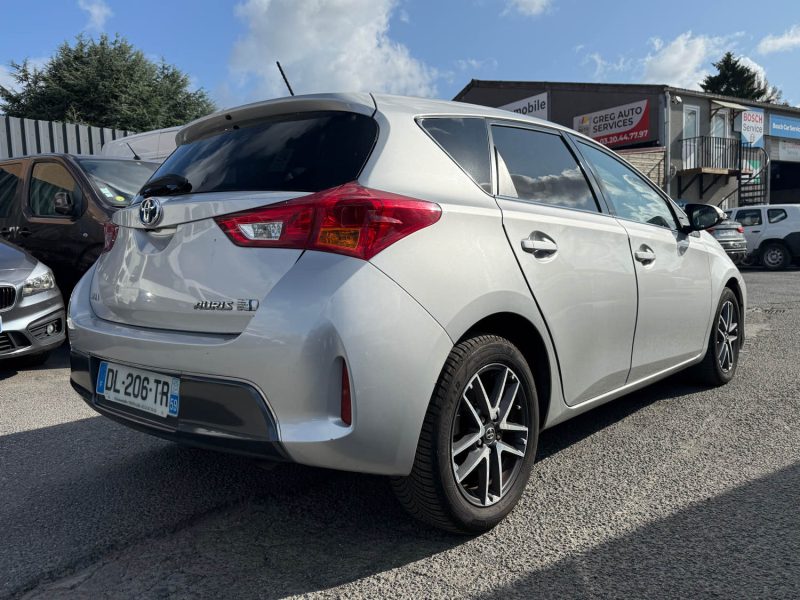 TOYOTA AURIS 2014