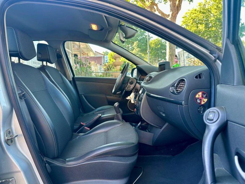 RENAULT CLIO III 2011