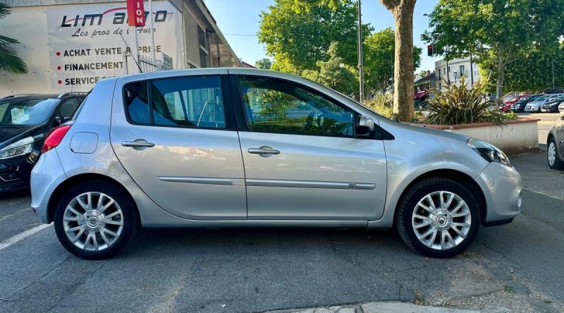 RENAULT CLIO III 2011