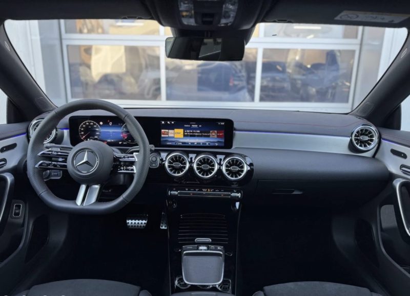 MERCEDES CLA 2025 REF 219