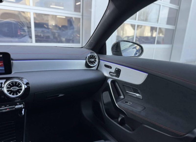 MERCEDES CLA 2025 REF 219