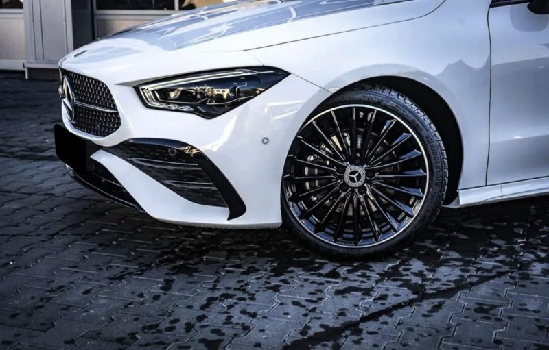 Mercedes CLA 200 AMG Line 7G-DCT REF 221