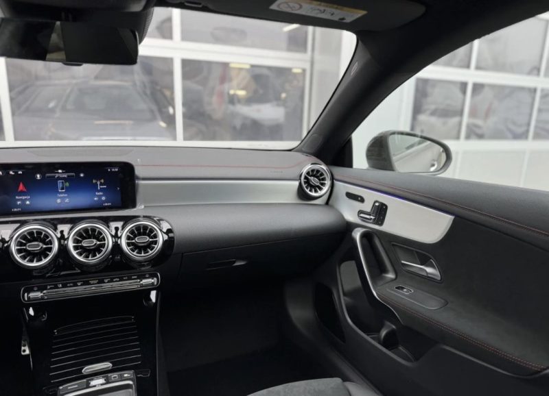 MERCEDES CLA 2025 REF 205