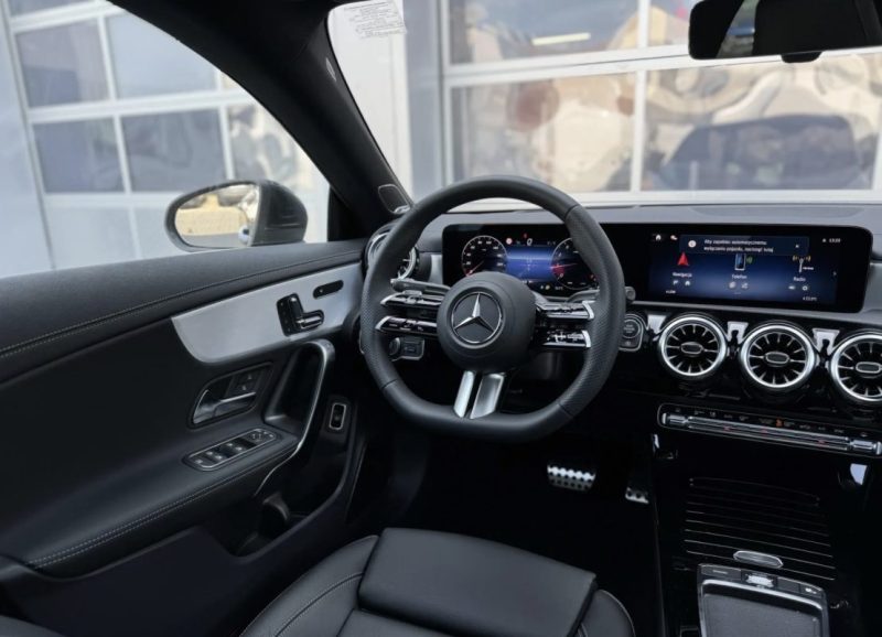 MERCEDES CLA 2025
