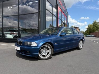 B.M.W. SERIE 3 2001