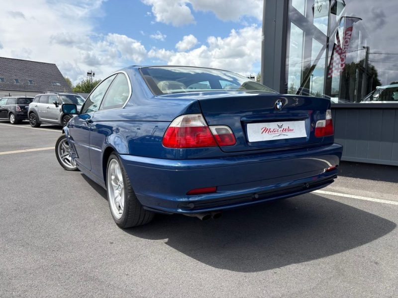 B.M.W. SERIE 3 2001