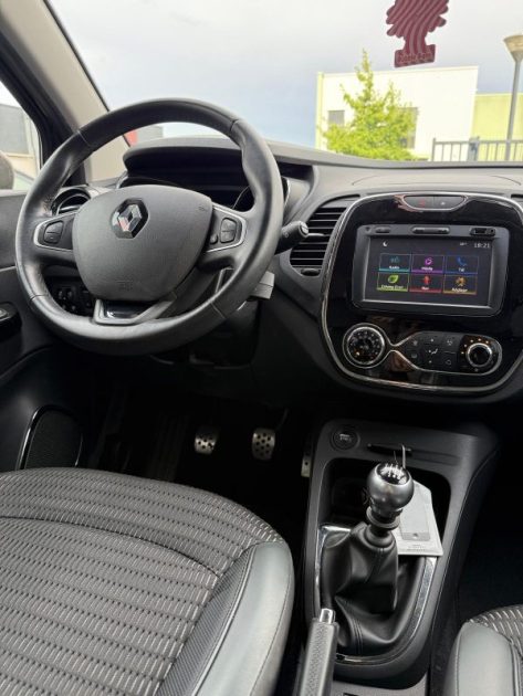 RENAULT CAPTUR 1.2 TCE  120 CH Intense