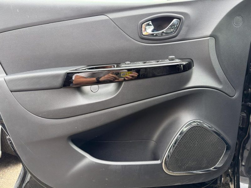 RENAULT CAPTUR 1.2 TCE  120 CH Intense