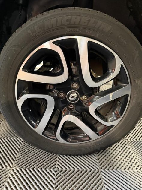 RENAULT CAPTUR 1.2 TCE  120 CH Intense