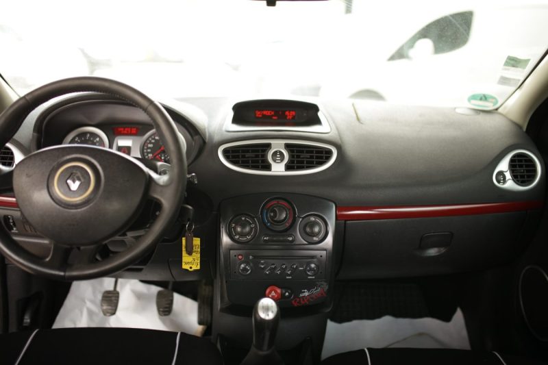 RENAULT CLIO 2007