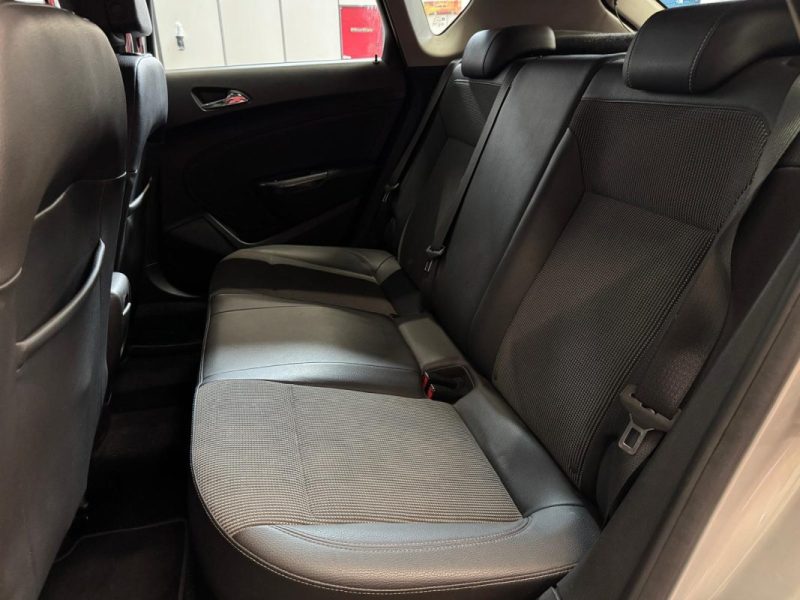 OPEL ASTRA 1.7 CDTI 125 