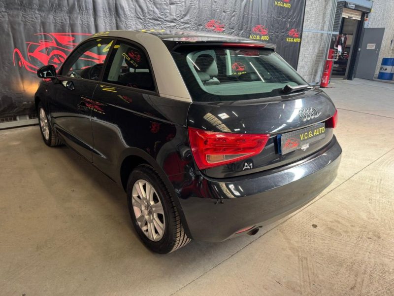 AUDI A1 1.6 TDI 90 Business line 