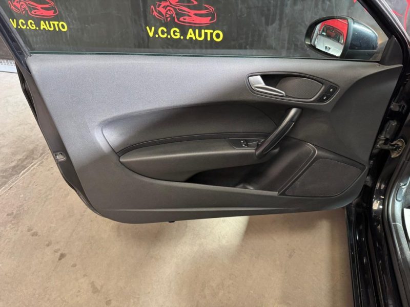 AUDI A1 1.6 TDI 90 Business line 