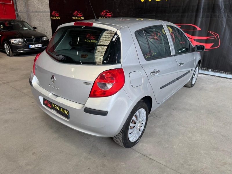 RENAULT CLIO 1.5 DCi 70 AUTHENTIQUE 