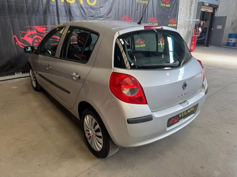 RENAULT CLIO 1.5 DCi 70 AUTHENTIQUE 