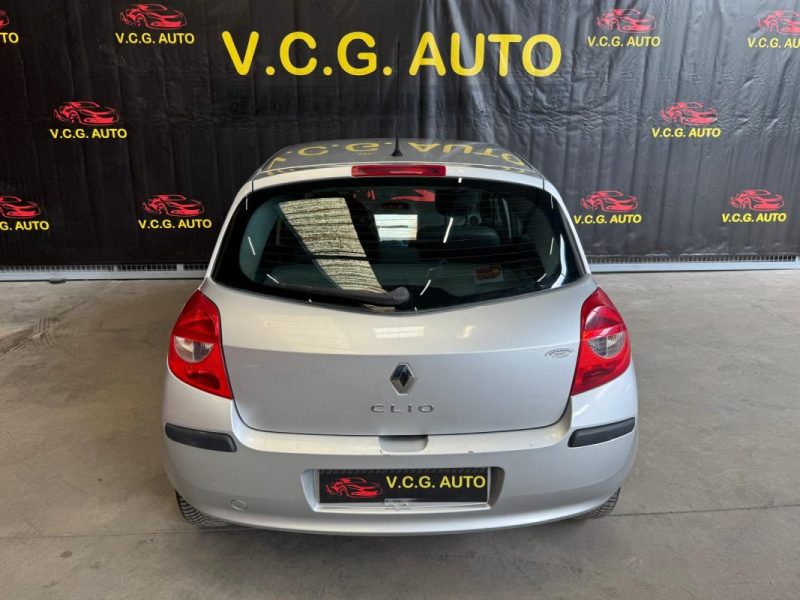 RENAULT CLIO 1.5 DCi 70 AUTHENTIQUE 
