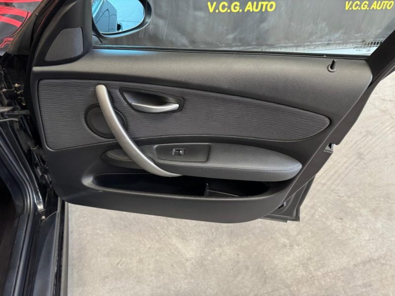 B.M.W. SERIE 1- 118d 143 Excellis 