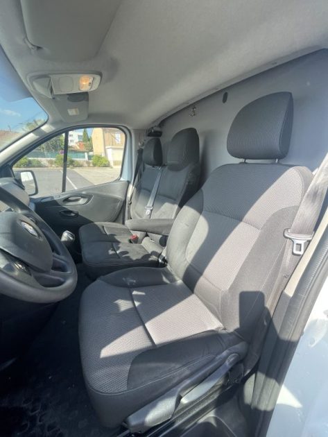 Renault  Trafic L2H1 2.0 DCI 120ch ENERGY CONFORT DOUBLE PORTE LATERALE GPS