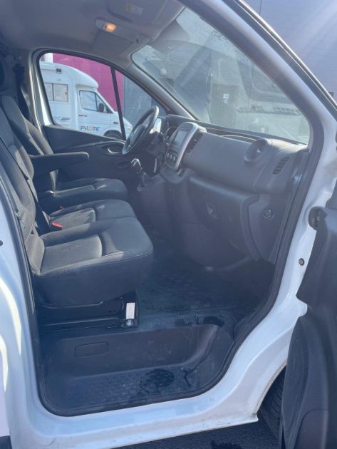 Renault  Trafic L2H1 2.0 DCI 120ch ENERGY CONFORT DOUBLE PORTE LATERALE GPS