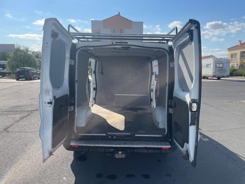 Renault  Trafic L2H1 2.0 DCI 120ch ENERGY CONFORT DOUBLE PORTE LATERALE GPS